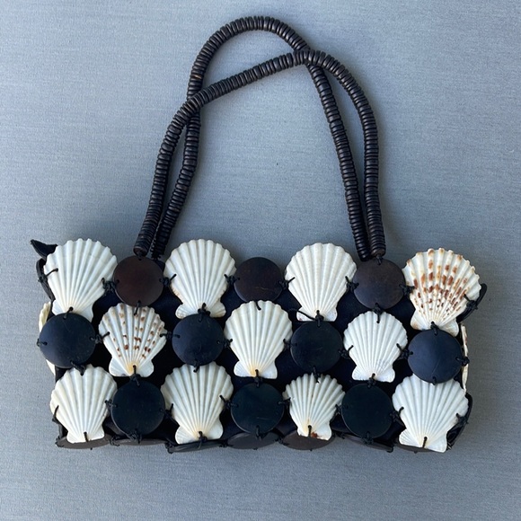 Handbags - Seashell purse